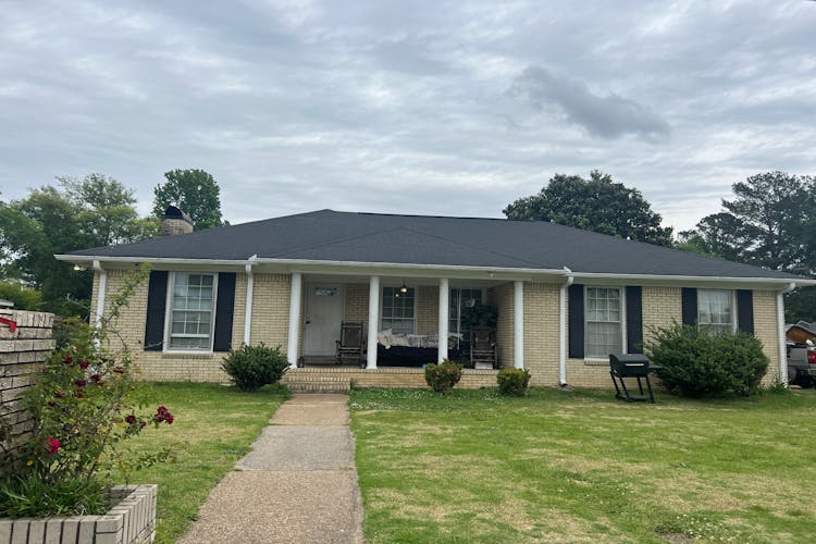 1927 42nd Ave Tuscaloosa, AL 35401, Tuscaloosa County