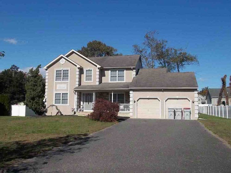 520 Kristian Dr Vineland, NJ 08360, Cumberland County