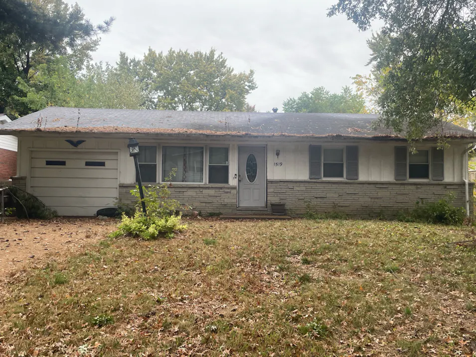 1519 Reale Ave Saint Louis, MO 63138, St. Louis County