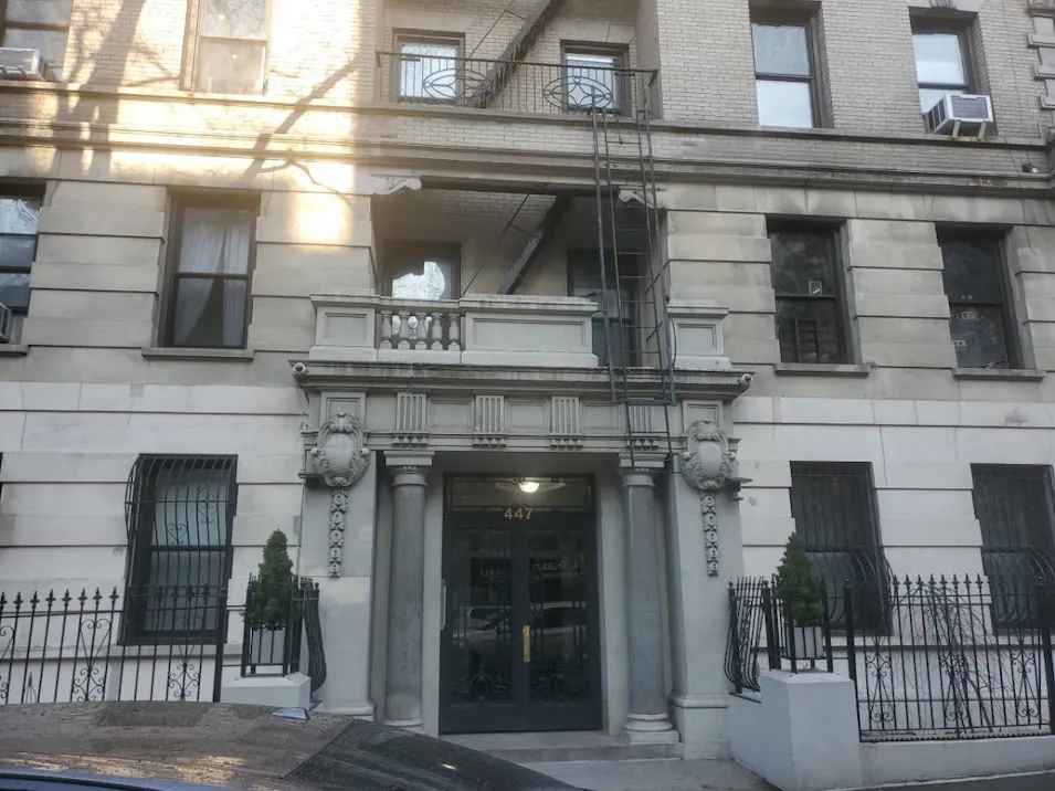 447 Fort Washington Avenue, Apt. 37 New York, NY 10033, New York County