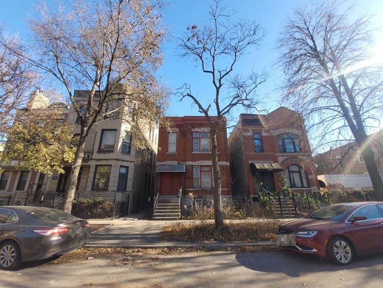 1655 North Bell Avenue Chicago, IL 60647, Cook County