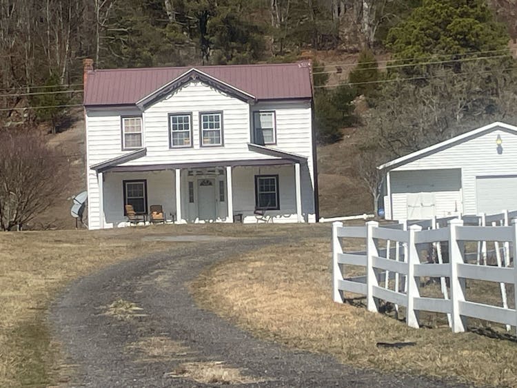 14154 Potts Creek Rd Paint Bank, VA 24131, Craig County