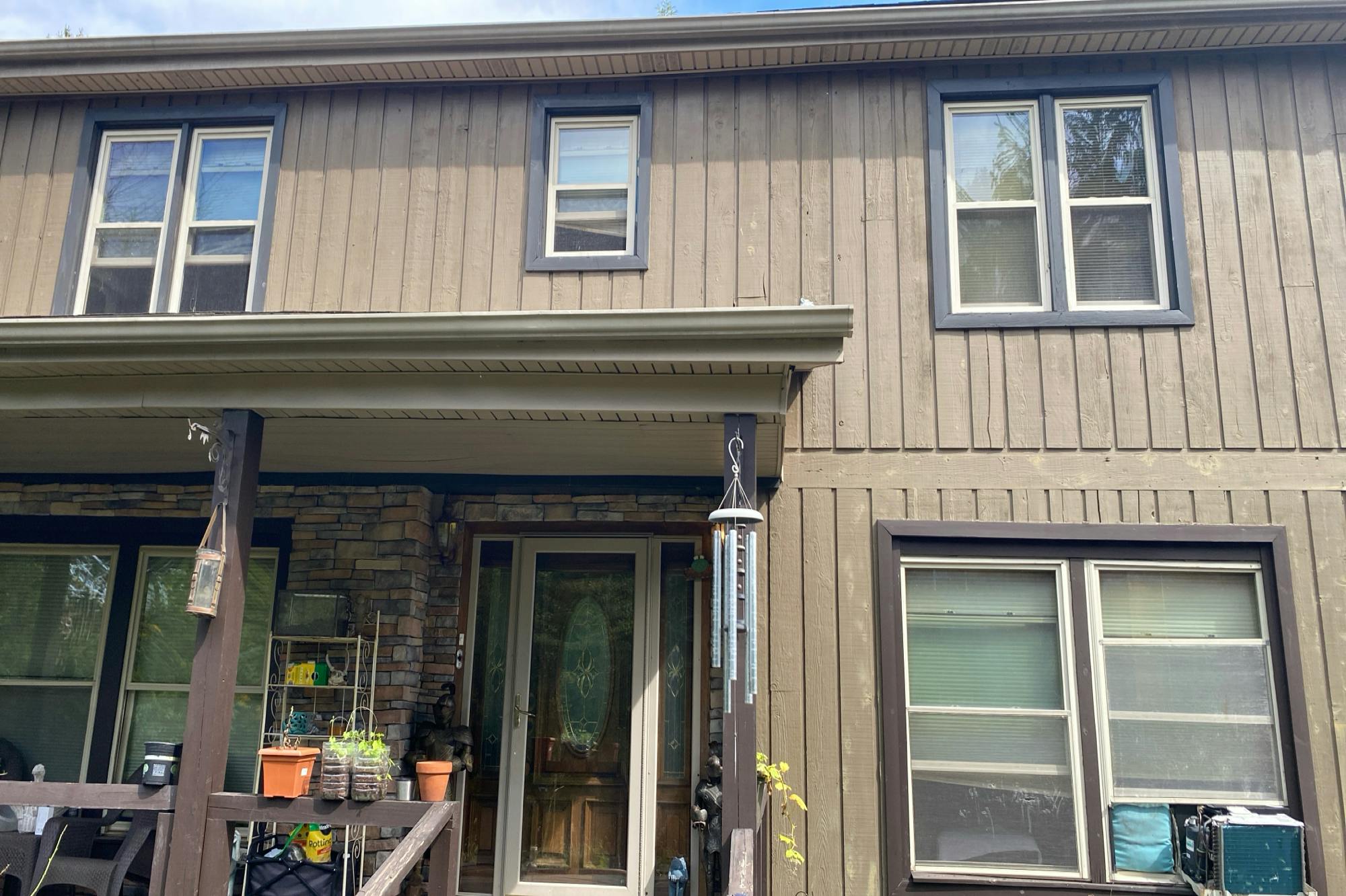 Beaver Rd, Jeannette, PA 15644