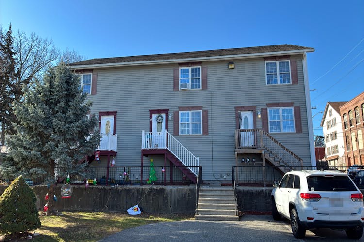 30 Foundry Street, Unit No. 5, Foundry Place Condominium Central Falls, RI 02863, Providence County