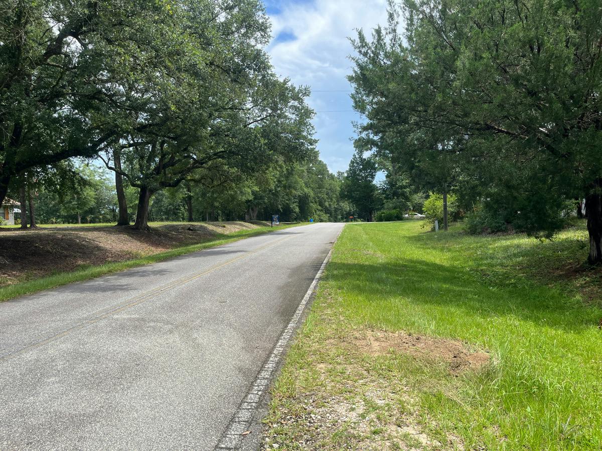 Highway 10a , Ponce DE Leon, FL 32455