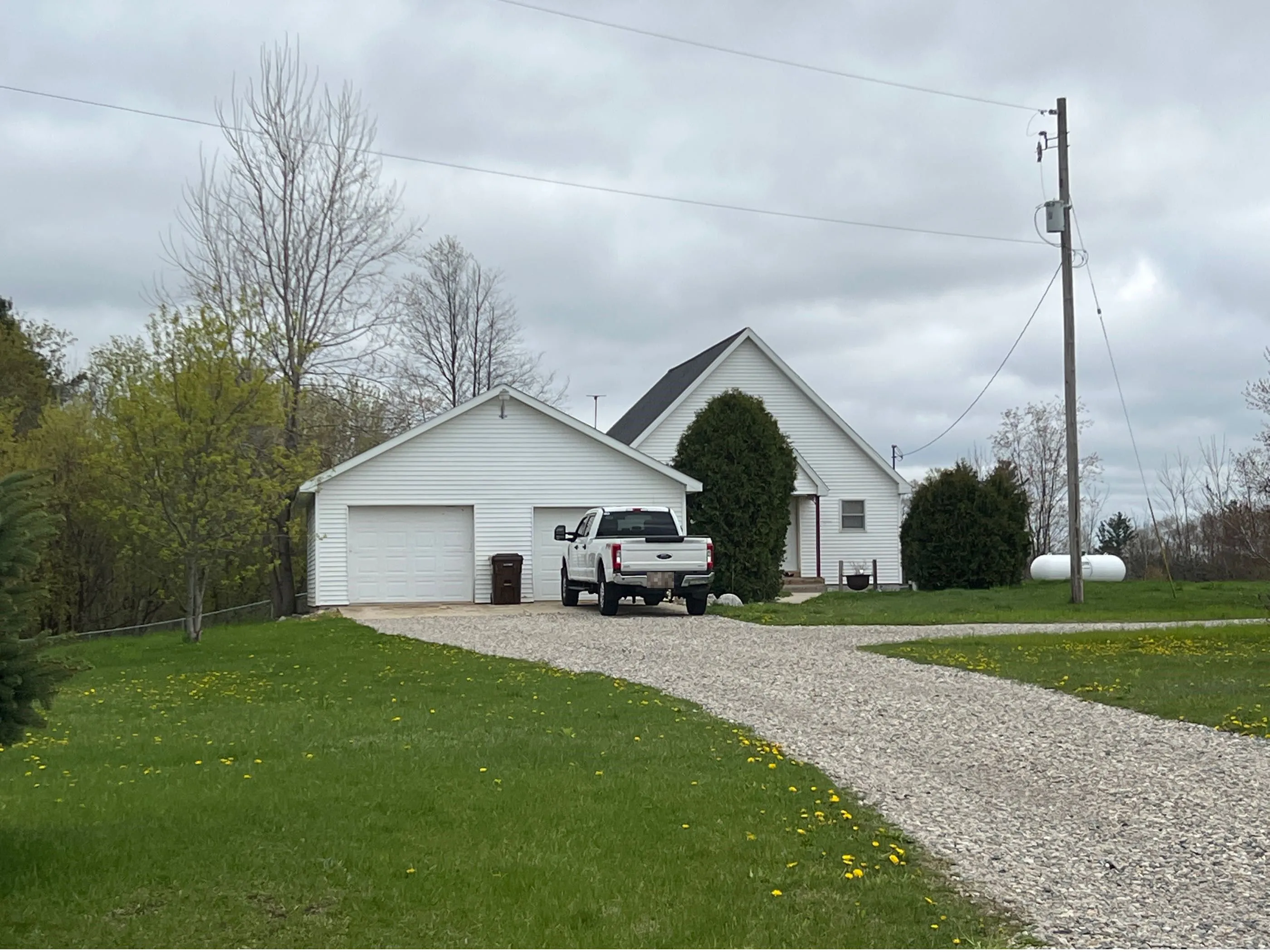 County Farm Rd, Sheridan, MI 48884