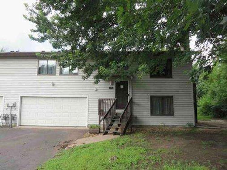 12 D Oak Leaf Lane Circle Pines, MN 55014, Anoka County