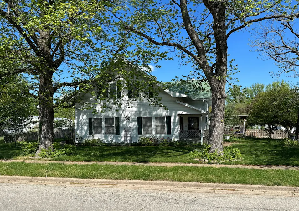 315 W Eldon St Saint James, MO 65559, Phelps County