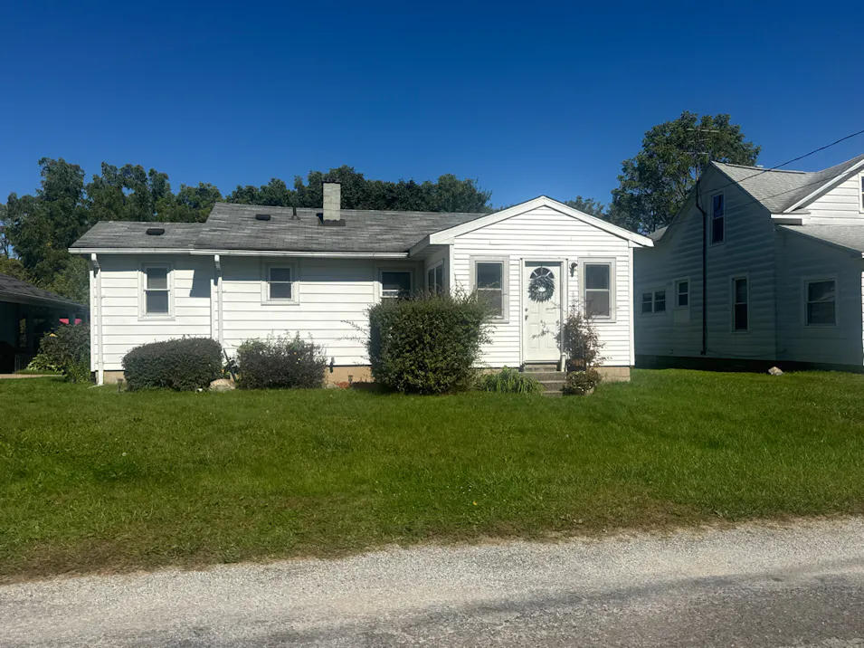 341 Dana St NW Comstock Park, MI 49321, Kent County
