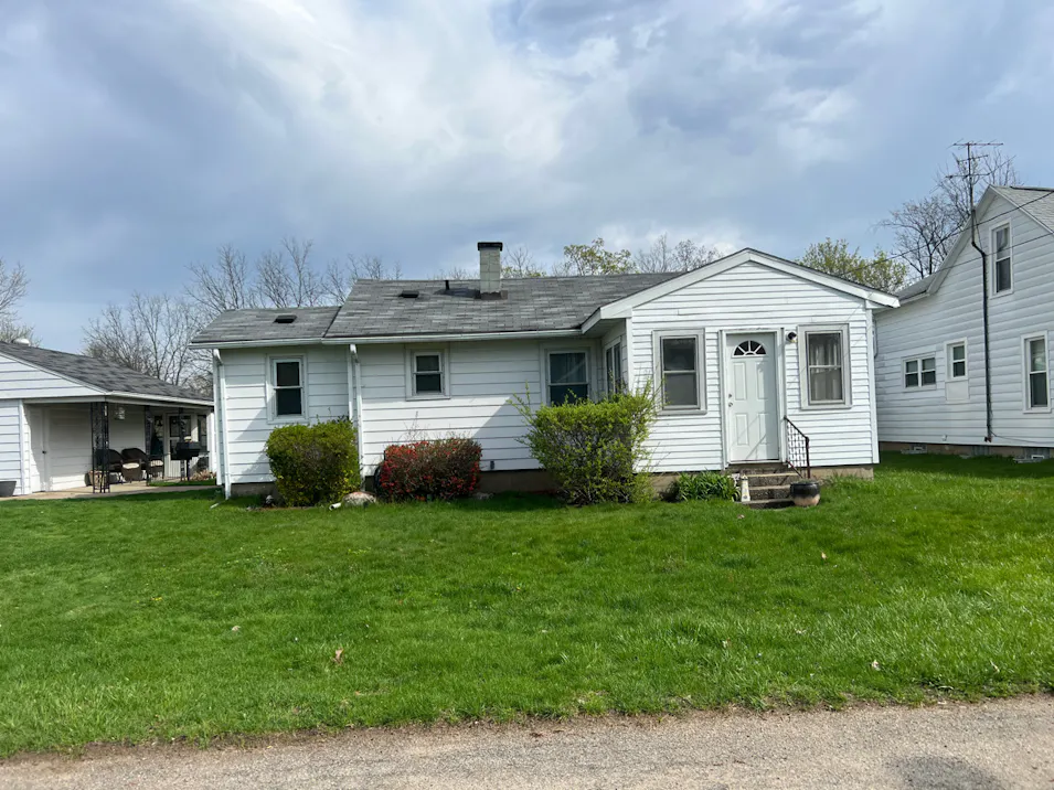 341 Dana St NW Comstock Park, MI 49321, Kent County