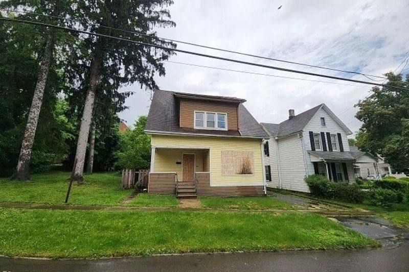 2nd St, Olean, NY 14760
