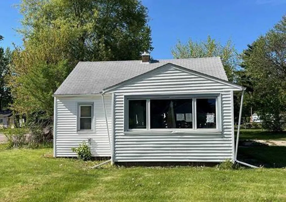 1214 W 20th St Rock Falls, IL 61071, Whiteside County