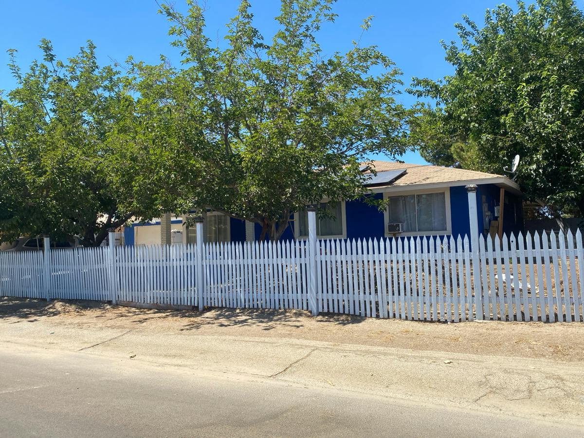 152nd St, Lancaster, CA 93535