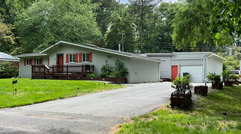 3312 Oconto Rd