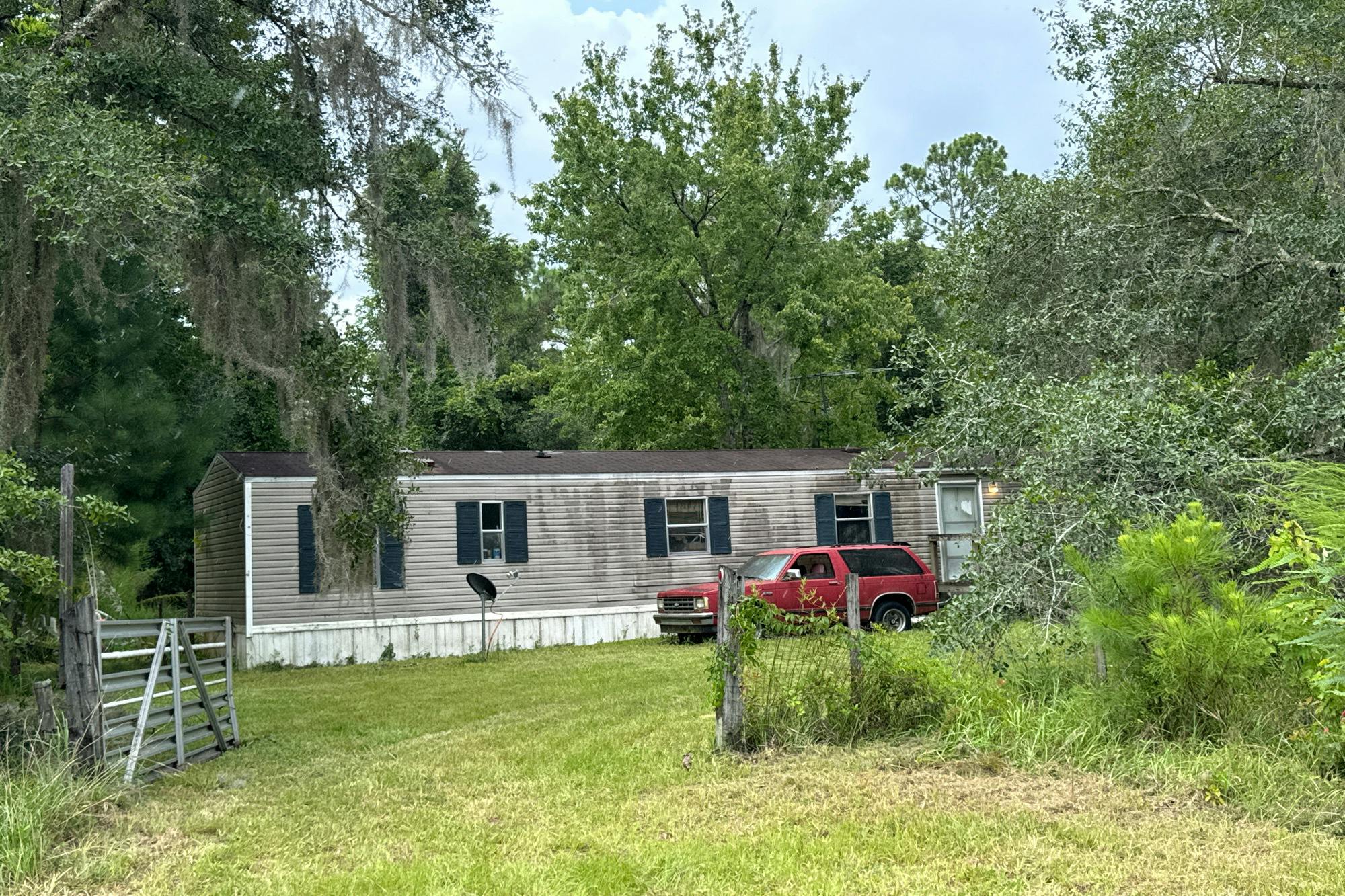 Amberjack St, Satsuma, FL 32189 #1