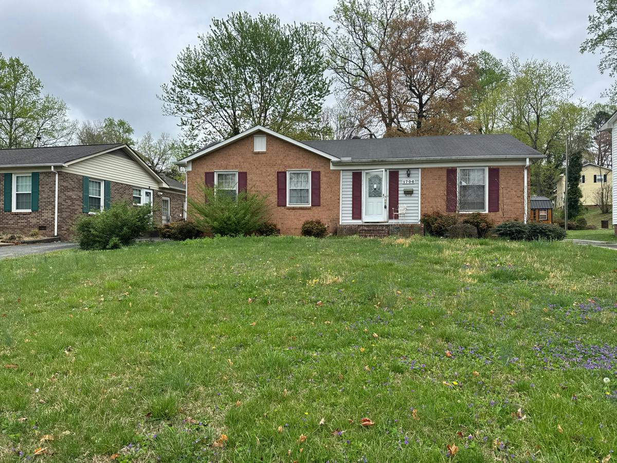 Carolina St, High Point, NC 27265