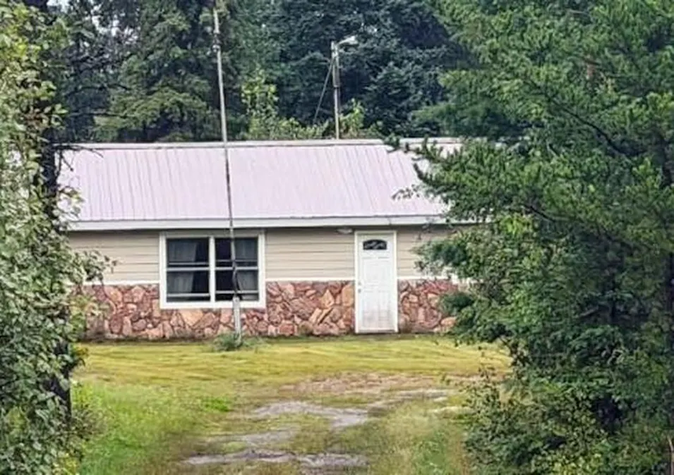 6997 Highway 21 Embarrass, MN 55732, Saint Louis County