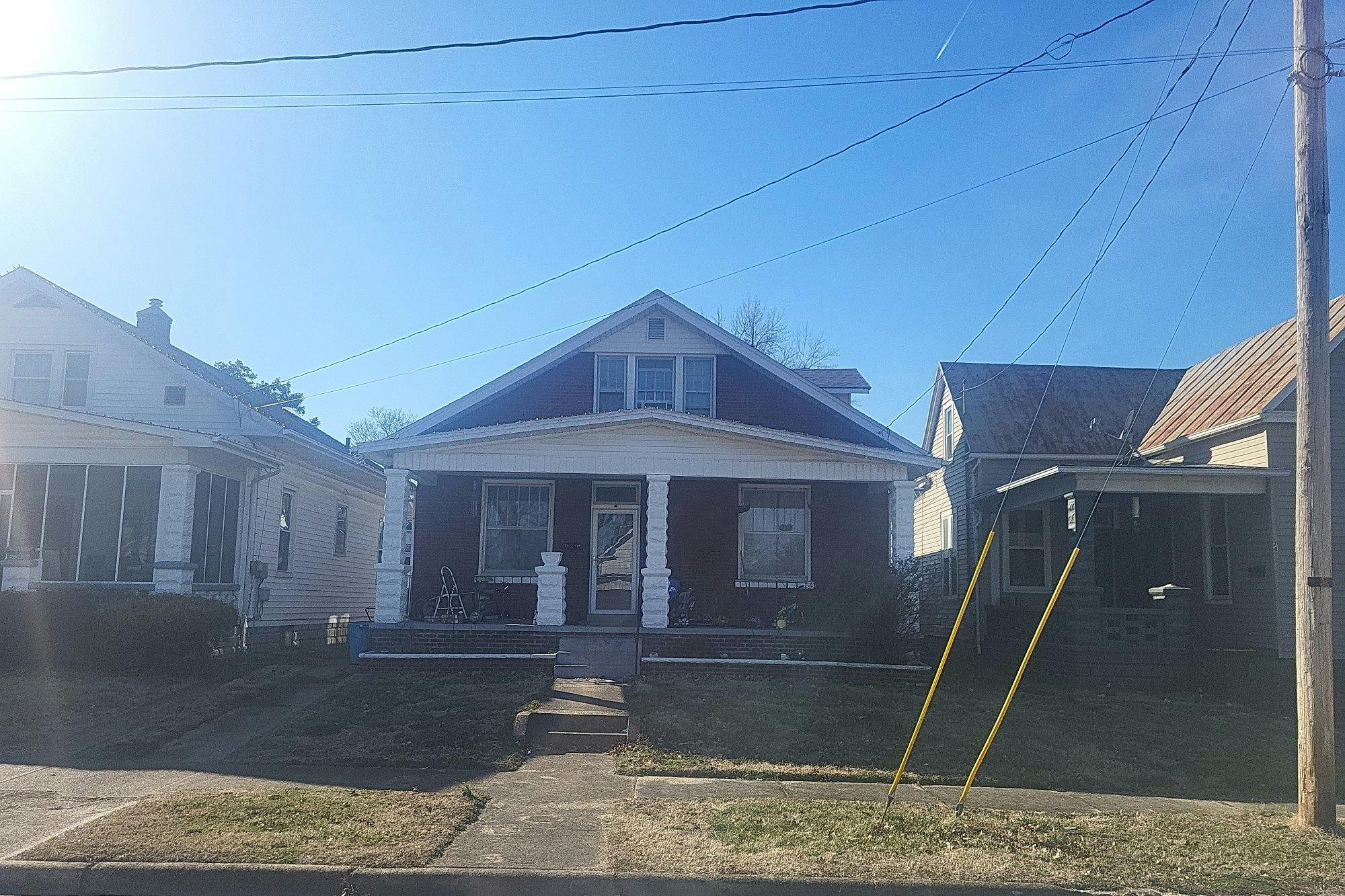 11th St, Tell City, IN 47586