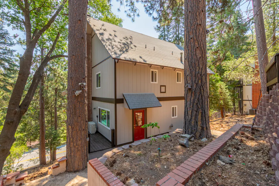 260 South Fairway Dr Lake Arrowhead, CA 92352, San Bernardino County