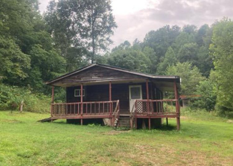 2412 Left Fork Little Bla Louisa, KY 41230, Lawrence County