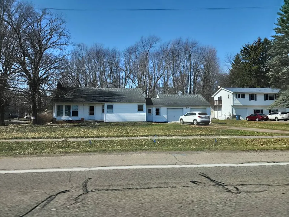 674 S Capital Ave Athens, MI 49011, Calhoun County