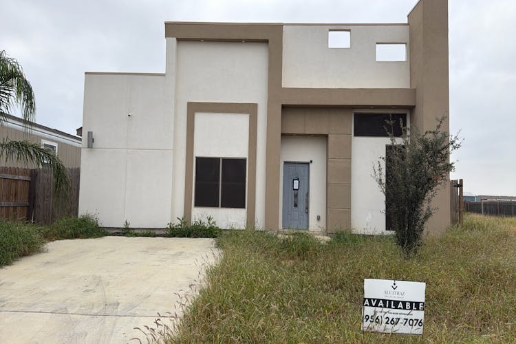 2811 Lavanda Drive Laredo, TX 78046, Webb County