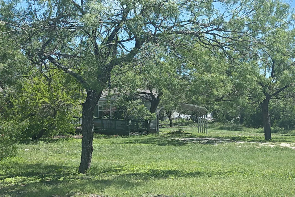 120 County Rd 3823 San Antonio, TX 78253, Medina County