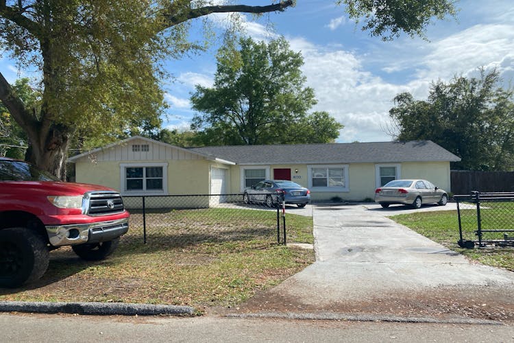 8725 N Tangerine Pl, Tampa, FL, 33617, USA