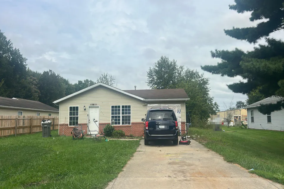 317 W Elm St Millersburg, IN 46543-7723, Elkhart County