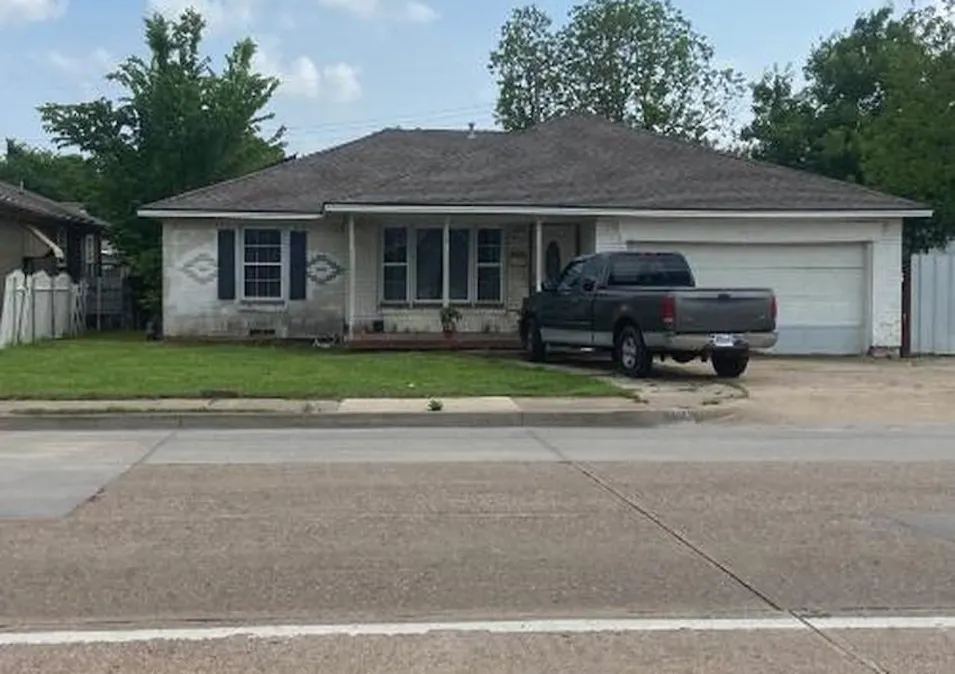 7812 Bruton Rd Dallas, TX 75217, Dallas County