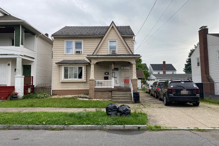 124 New Alexander Street Wilkes Barre, PA 18702, Luzerne County