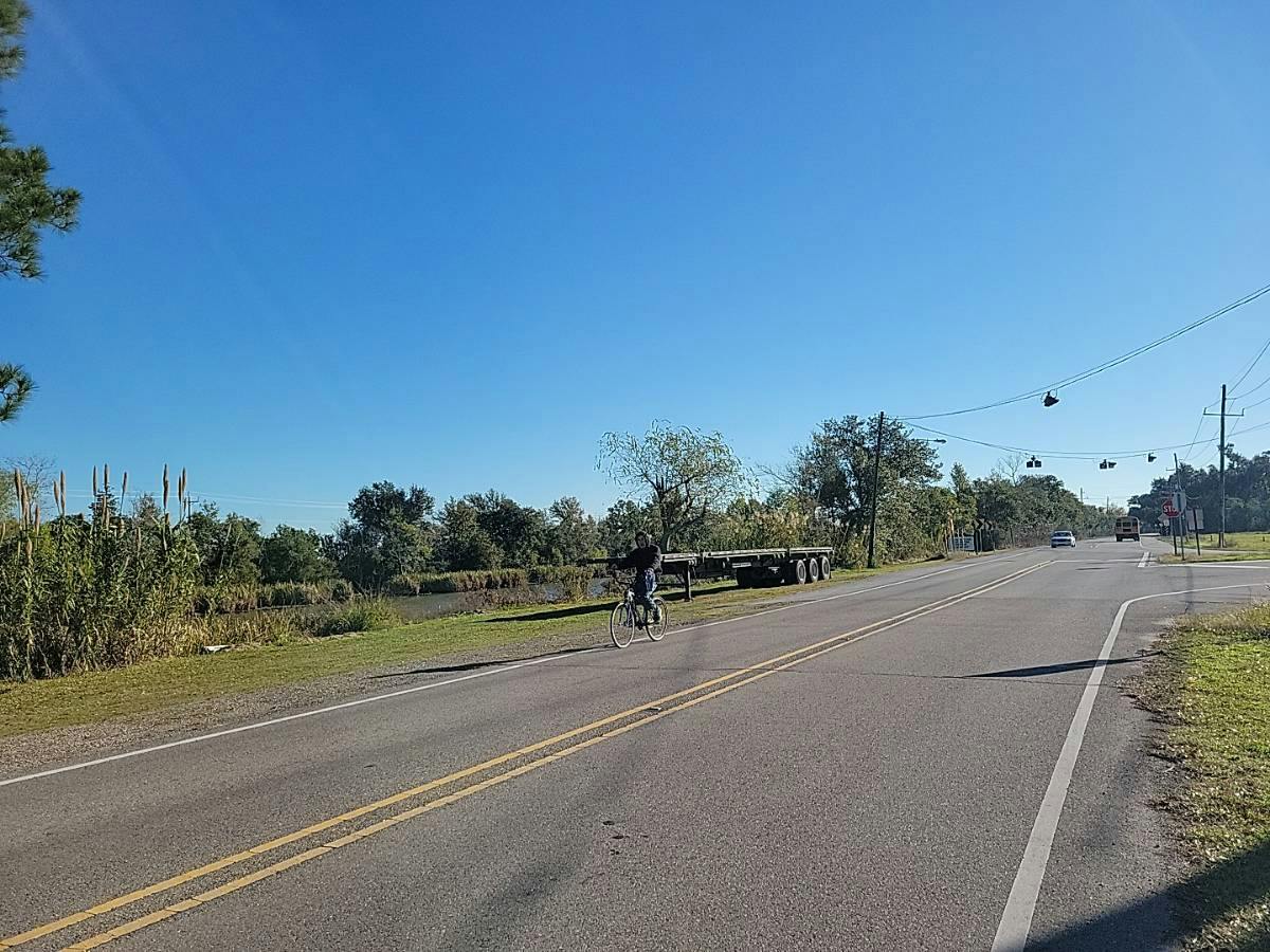 Crescent Ave, Lockport, LA 70374