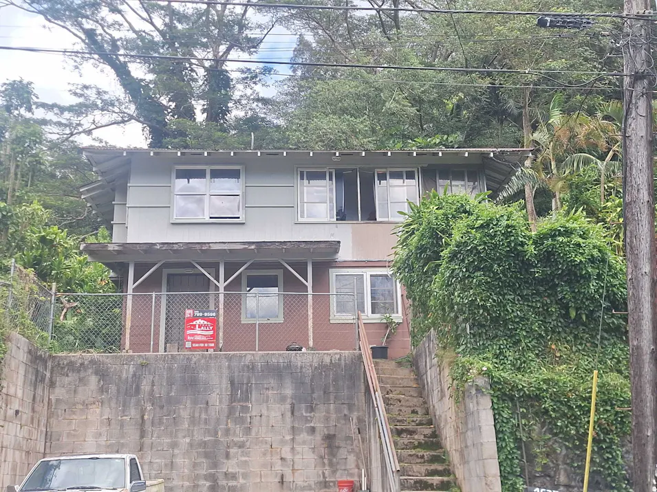 1625 Kalaepaa Drive Honolulu, HI 96819, Honolulu County
