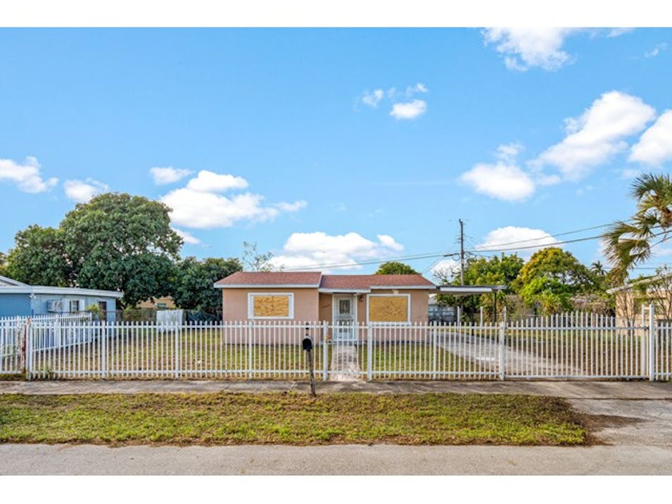 20520 Nw 21St Ave Miami Gardens, FL 33056, Miami - Dade County