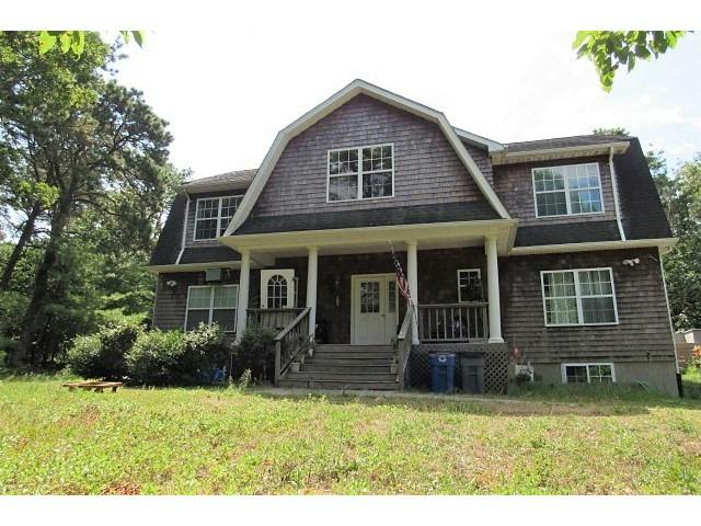 Hills Station Rd, Southampton, NY 11968