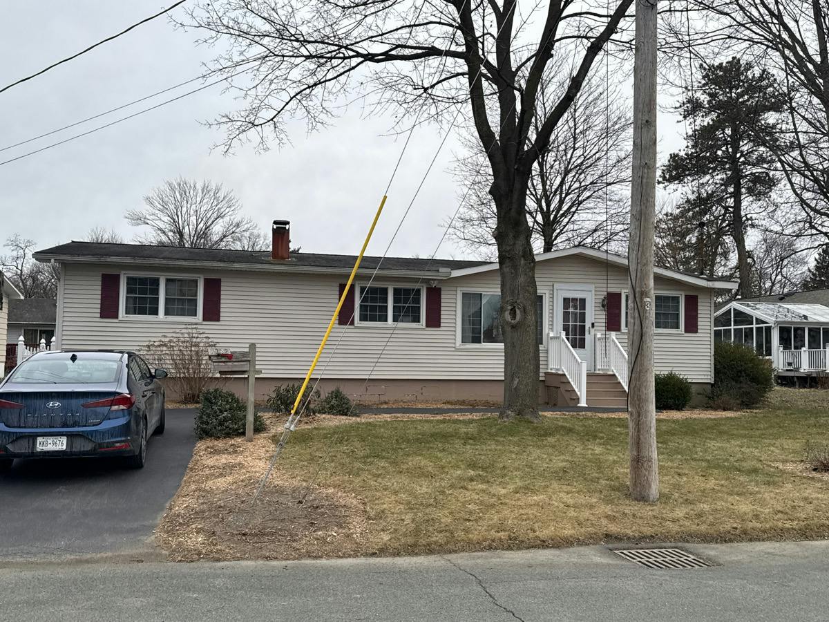 Woodlawn St, Schenectady, NY 12306