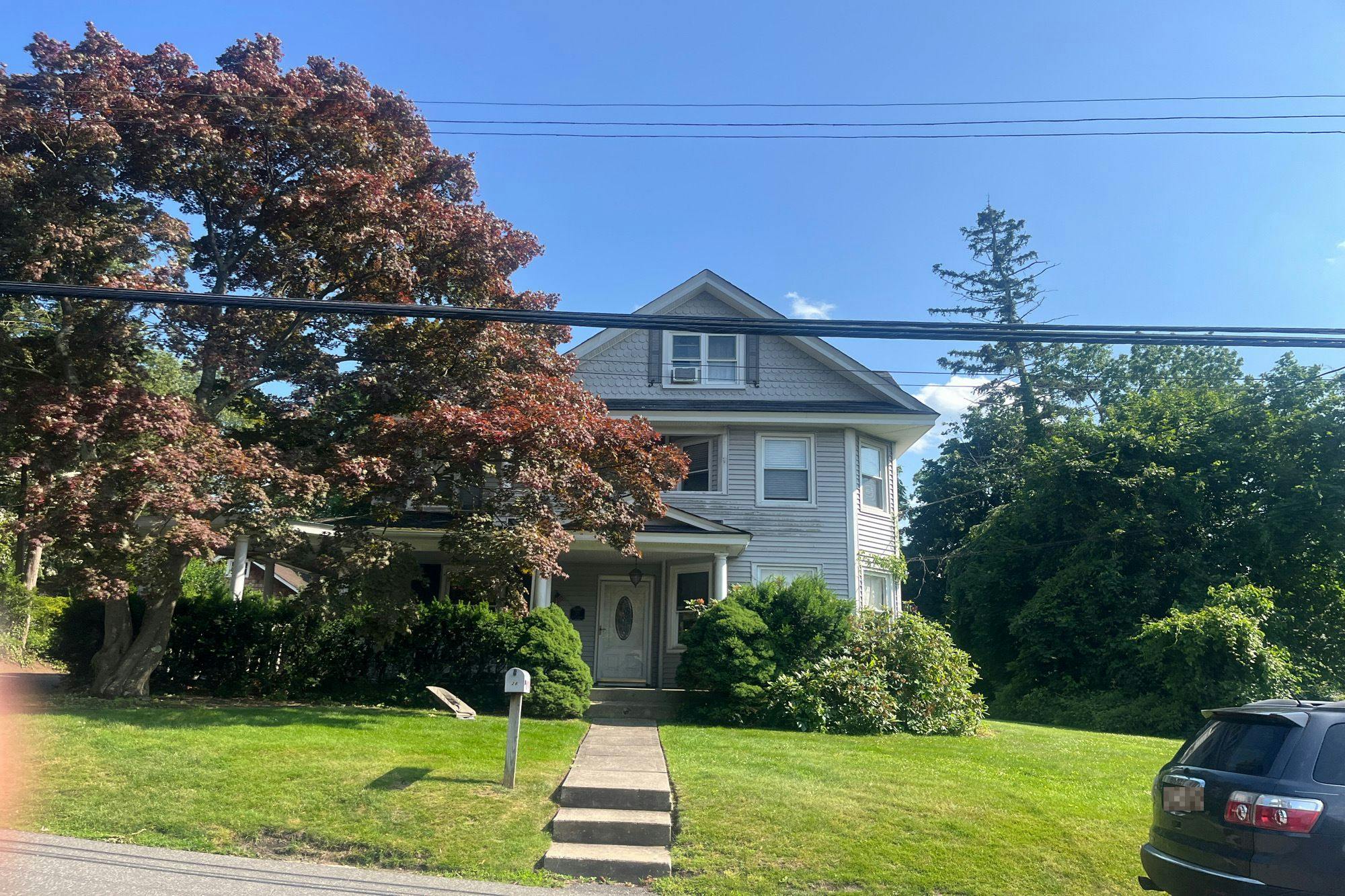 Ketewomoke Dr, Halesite, NY 11743
