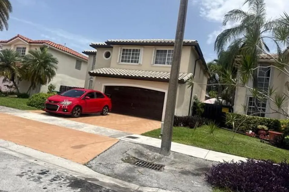 15615 SW 95th Ln Miami, FL 33196, Miami-Dade County