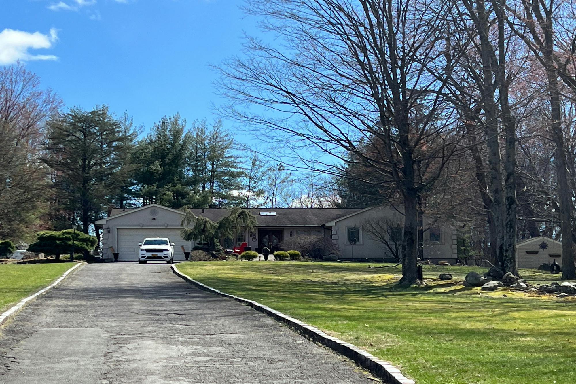 Regina Ct, Blauvelt, NY 10913 #1