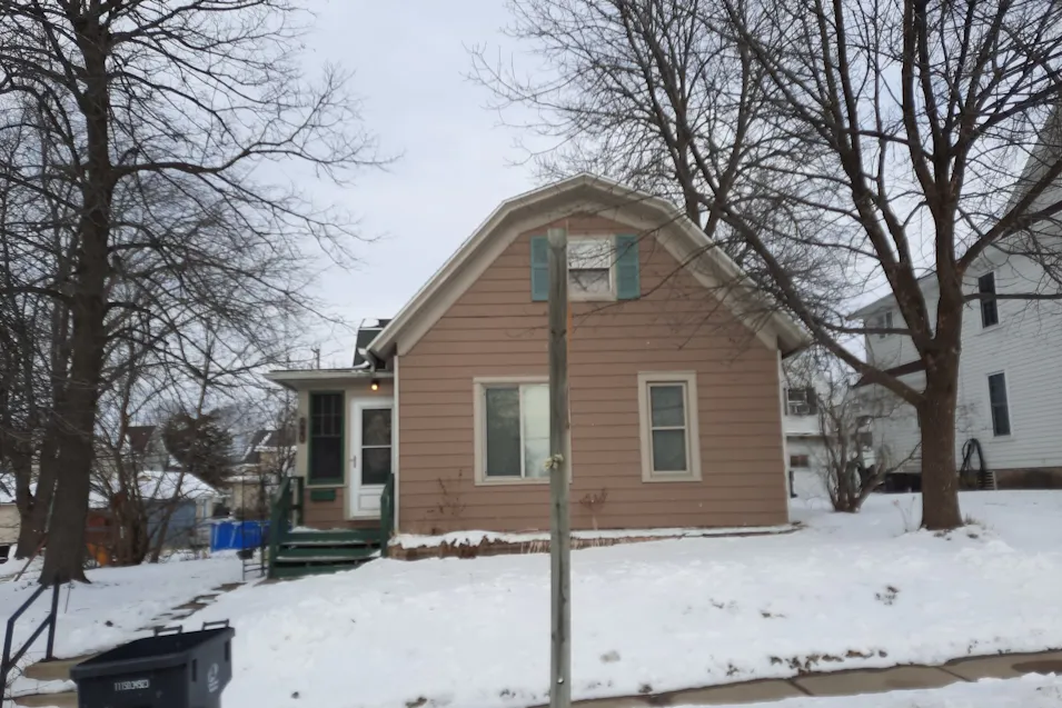 820 E Lake St Horicon, WI 53032, Dodge County