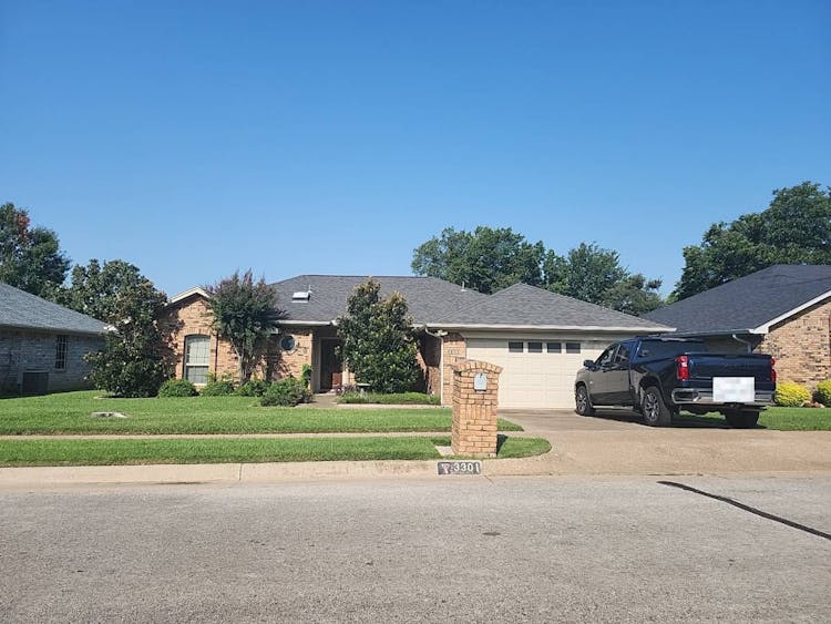 3301 Timber Grove Drive Bedford, TX 76021, Tarrant County