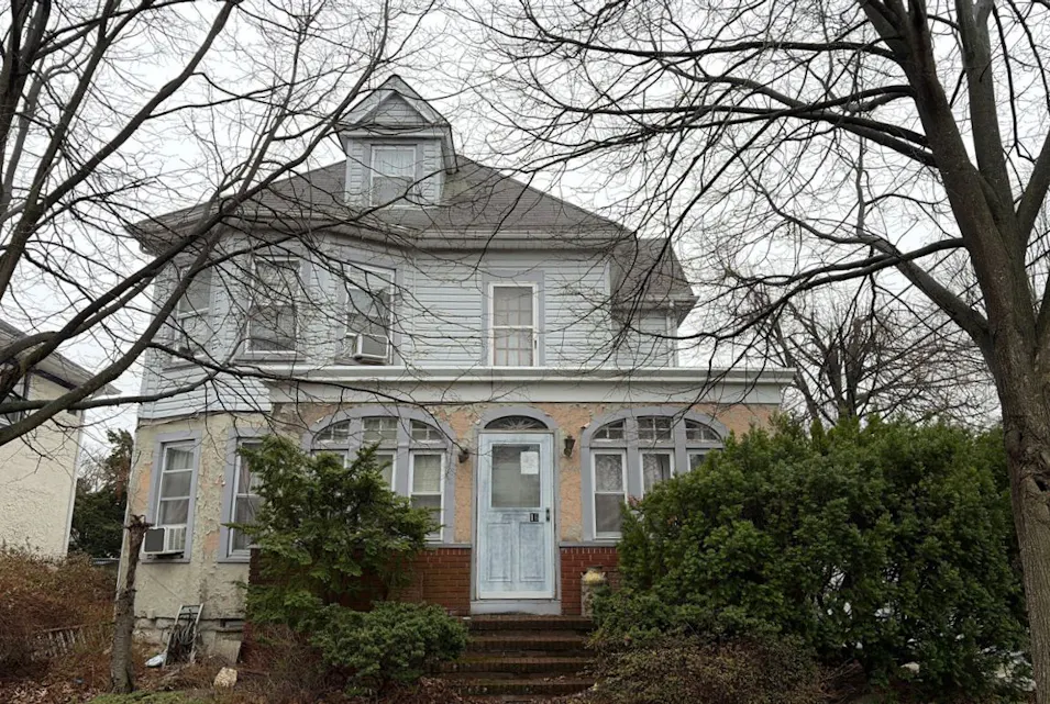 16 Park Place Floral Park, NY 11001, Nassau County