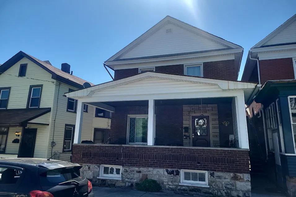 917 22nd Ave Altoona, PA 16601, Blair County