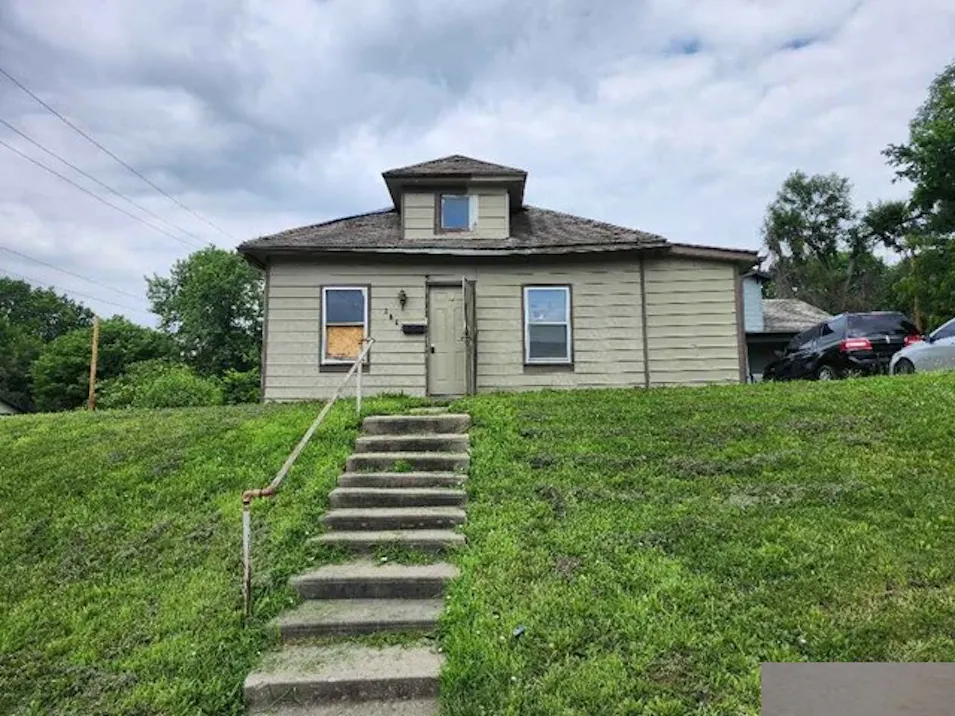 1702 N 30th St Kansas City, KS 66102, Wyandotte County