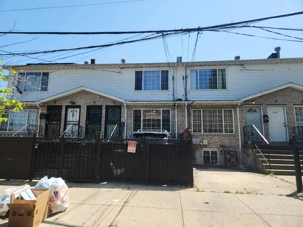 Eldert Ln, Brooklyn, NY 11208 #1