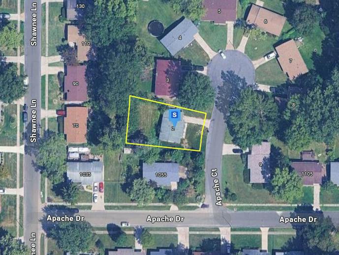 Apache Ct, Florissant, MO 63033