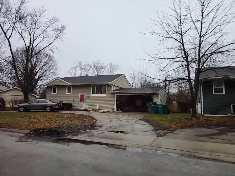 7811 Hendricks Street Merrillville, IN 46410, Lake County