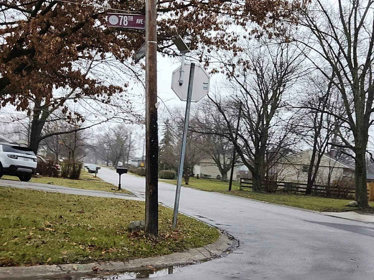 Hendricks St, Merrillville, IN 46410