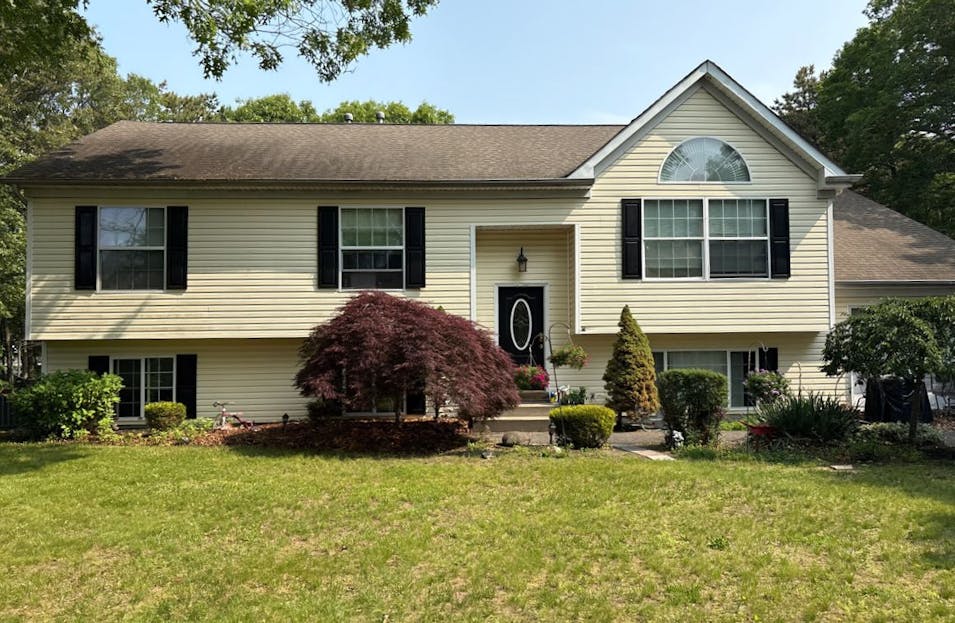 97 Hawkins Road South Setauket, NY 11720, Erie County