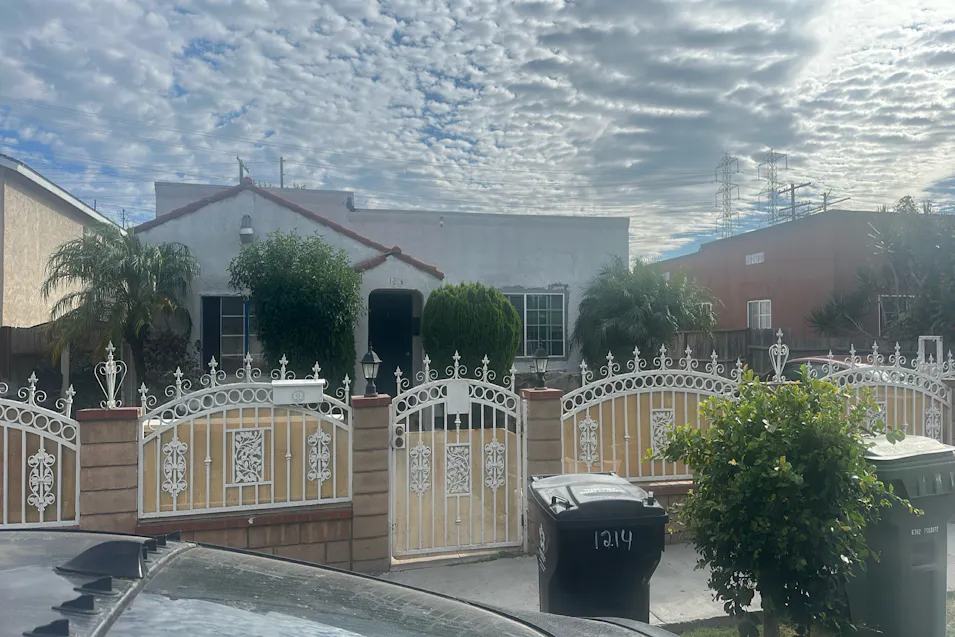 1214 East Glencoe Street Compton, CA 90221, Los Angeles County